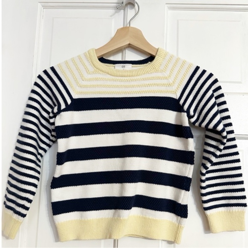Hanna Anderson Child Stripe Crewneck Sweater Sz 120